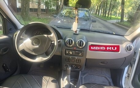 Renault Logan I, 2014 год, 600 000 рублей, 5 фотография