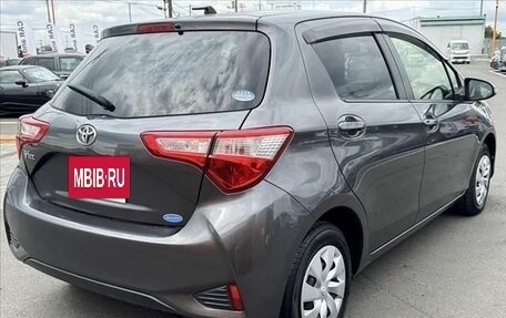 Toyota Vitz, 2019 год, 830 000 рублей, 6 фотография