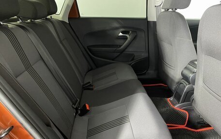 Volkswagen Polo VI (EU Market), 2016 год, 985 000 рублей, 14 фотография