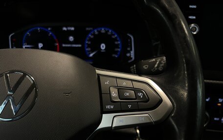 Volkswagen Multivan T6 рестайлинг, 2020 год, 5 260 000 рублей, 21 фотография