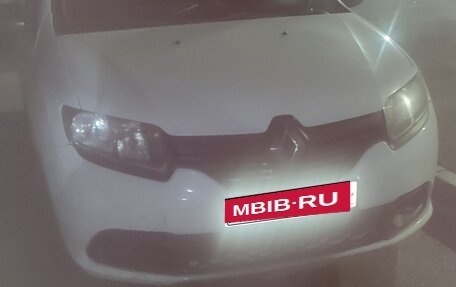 Renault Logan II, 2017 год, 700 000 рублей, 1 фотография