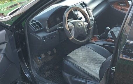 Toyota Camry, 2010 год, 1 250 000 рублей, 2 фотография