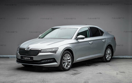 Skoda Superb III рестайлинг, 2021 год, 2 590 000 рублей, 1 фотография