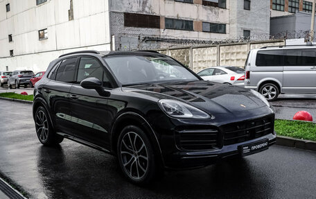 Porsche Cayenne III, 2022 год, 10 880 898 рублей, 3 фотография