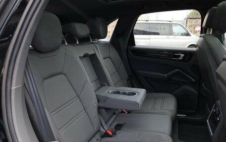 Porsche Cayenne III, 2022 год, 10 880 898 рублей, 12 фотография