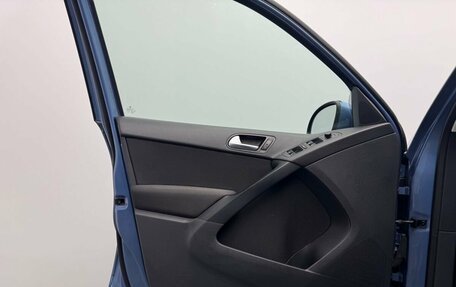 Volkswagen Tiguan I, 2012 год, 999 000 рублей, 14 фотография
