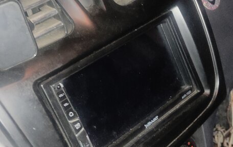 Renault Logan II, 2017 год, 700 000 рублей, 4 фотография