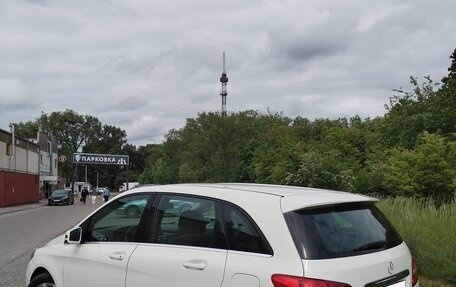 Mercedes-Benz B-Класс, 2014 год, 1 100 000 рублей, 4 фотография