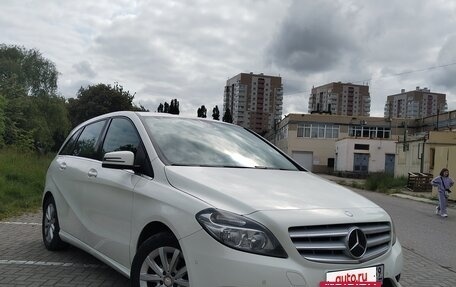 Mercedes-Benz B-Класс, 2014 год, 1 100 000 рублей, 8 фотография