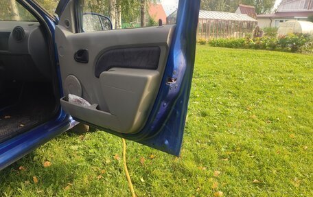 Renault Logan I, 2006 год, 250 000 рублей, 11 фотография