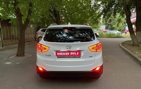 Hyundai ix35 I рестайлинг, 2015 год, 1 650 000 рублей, 2 фотография