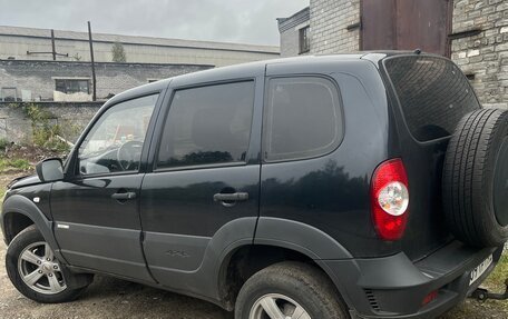 Chevrolet Niva I рестайлинг, 2015 год, 580 000 рублей, 2 фотография