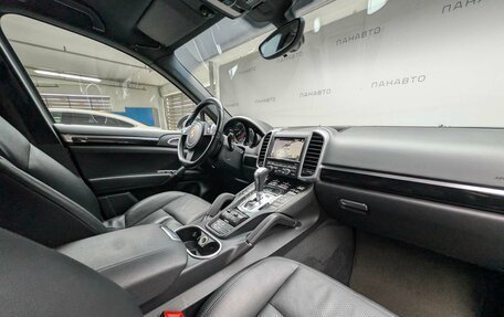 Porsche Cayenne III, 2012 год, 2 099 000 рублей, 11 фотография