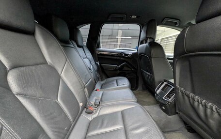 Porsche Cayenne III, 2012 год, 2 099 000 рублей, 12 фотография