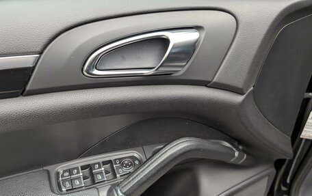 Porsche Cayenne III, 2012 год, 2 099 000 рублей, 7 фотография