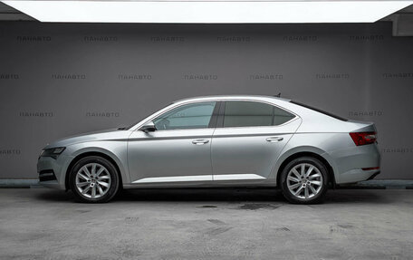 Skoda Superb III рестайлинг, 2021 год, 2 590 000 рублей, 6 фотография