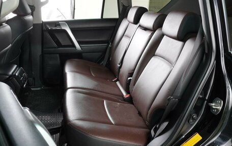 Toyota Land Cruiser Prado 150 рестайлинг 2, 2016 год, 3 799 000 рублей, 9 фотография