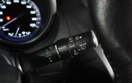 Toyota Land Cruiser Prado 150 рестайлинг 2, 2016 год, 3 799 000 рублей, 18 фотография