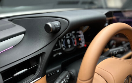 Lexus ES VII, 2025 год, 6 300 000 рублей, 18 фотография