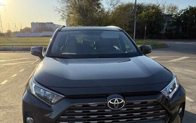 Toyota RAV4, 2021 год, 3 365 000 рублей, 1 фотография