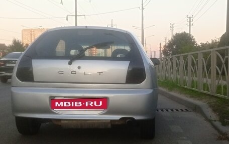 Mitsubishi Colt VI рестайлинг, 2002 год, 145 000 рублей, 4 фотография