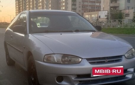 Mitsubishi Colt VI рестайлинг, 2002 год, 145 000 рублей, 3 фотография