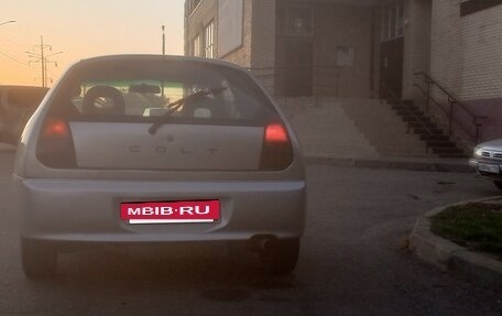 Mitsubishi Colt VI рестайлинг, 2002 год, 145 000 рублей, 6 фотография