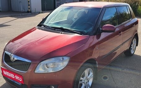 Skoda Fabia II, 2009 год, 705 000 рублей, 2 фотография