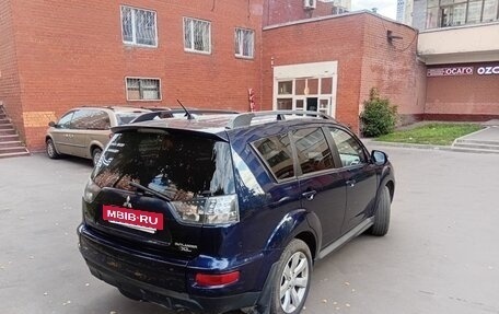Mitsubishi Outlander III рестайлинг 3, 2012 год, 970 000 рублей, 2 фотография