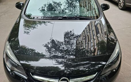 Opel Astra J, 2013 год, 740 000 рублей, 2 фотография
