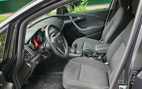 Opel Astra J, 2013 год, 740 000 рублей, 17 фотография