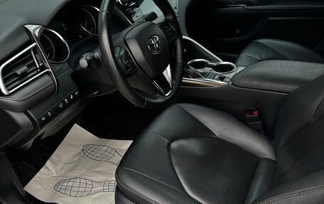 Toyota Camry, 2020 год, 2 875 000 рублей, 7 фотография