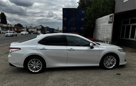 Toyota Camry, 2020 год, 2 875 000 рублей, 2 фотография
