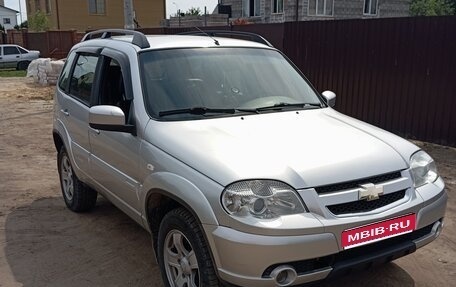 Chevrolet Niva I рестайлинг, 2012 год, 570 000 рублей, 1 фотография