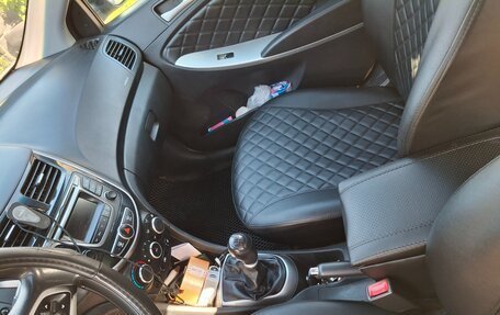 Hyundai Solaris II рестайлинг, 2011 год, 710 000 рублей, 6 фотография