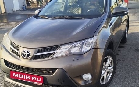Toyota RAV4, 2013 год, 1 500 000 рублей, 4 фотография