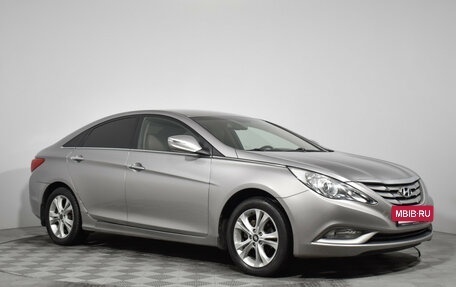 Hyundai Sonata VI, 2011 год, 829 000 рублей, 3 фотография
