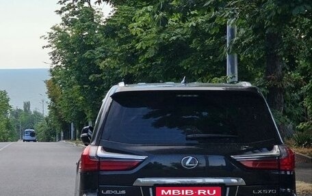 Lexus LX III, 2018 год, 9 800 000 рублей, 8 фотография