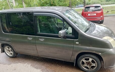 Honda Mobilio I, 2004 год, 360 000 рублей, 2 фотография