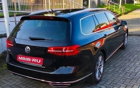 Volkswagen Passat B8 рестайлинг, 2018 год, 2 350 000 рублей, 2 фотография