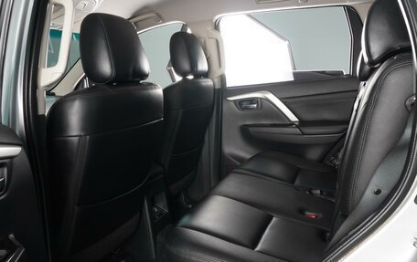 Mitsubishi Montero Sport, 2022 год, 3 899 000 рублей, 11 фотография