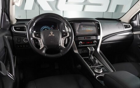 Mitsubishi Montero Sport, 2022 год, 3 899 000 рублей, 6 фотография