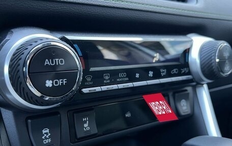 Toyota RAV4, 2025 год, 4 690 000 рублей, 17 фотография