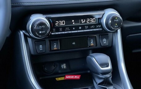 Toyota RAV4, 2025 год, 4 690 000 рублей, 16 фотография