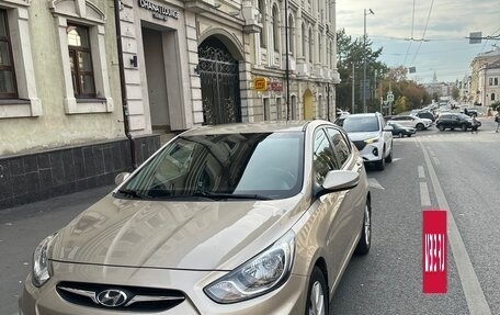 Hyundai Solaris II рестайлинг, 2011 год, 850 000 рублей, 4 фотография