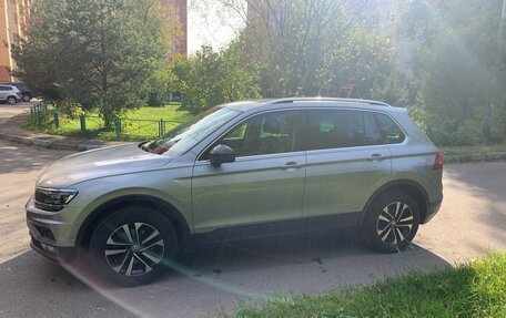 Volkswagen Tiguan II, 2019 год, 3 200 000 рублей, 6 фотография