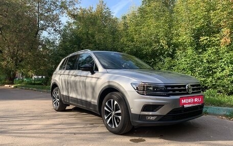 Volkswagen Tiguan II, 2019 год, 3 200 000 рублей, 2 фотография