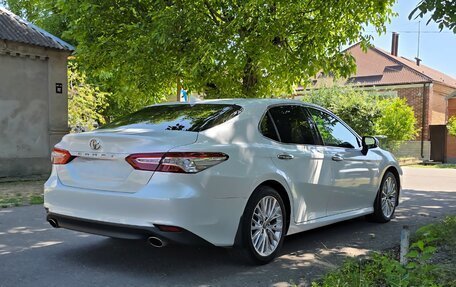 Toyota Camry, 2019 год, 2 770 000 рублей, 2 фотография