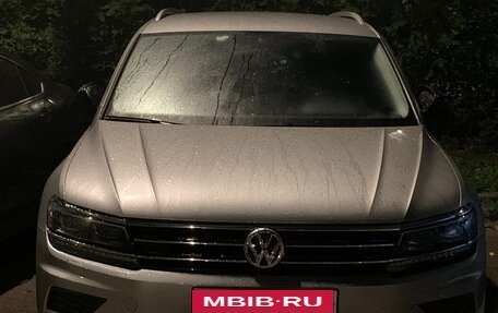 Volkswagen Tiguan II, 2019 год, 3 200 000 рублей, 33 фотография