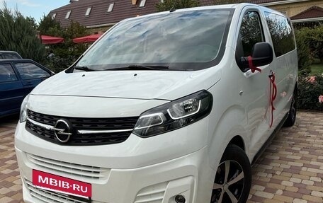 Opel Vivaro, 2021 год, 3 100 000 рублей, 4 фотография